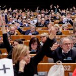 Estre jueves el pleno del Parlamento Europeo ha votado una resolución para fijar su posición sobre la crisis en Venezuela