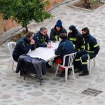 Los técnicos estudian la fase final del rescate