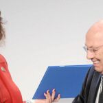 Ana Botella y Emilio Ambatsz, ayer, en el Ayuntamiento de Madrid