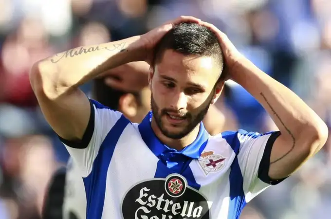 1-2. El Deportivo falla ante el Espanyol y se condena a sufrir 1-2. El Deportivo falla ante el Espanyol y se condena a sufrir