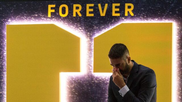 El escolta Juan Carlos Navarro explicó, en la rueda de prensa de despedida como jugador en activo, que su idea era seguir un año más. Foto: Efe / Enric Fontcuberta