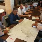 El consejero de Agricultura, Agua, Ganadería y Pesca, Francisco Jódar, ayer en la primera reunión con los agricultores