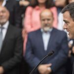 El secretario general del PSOE, Pedro Sánchez, durante un acto de campaña celebrado por los socialistas vascos hoy en Guernica