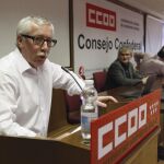 El secretario general de CCOO, Ignacio Fernández Toxo en su intervención hoy en la reunión extraordinaria del Consejo Confederal