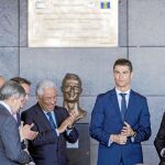 El bautismo del aeropuerto de Madeira con el nombre de Cristiano se convirtió en un acontecimiento que contó con la asistencia del presidente portugués, Marcelo Rebelo de Sousa y el primer ministro portugués, Antonio Costa