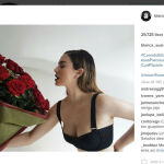 Blanca Suárez presume de rosas en ropa interior por San Valentín