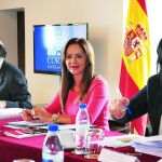 Silvia Clemente preside en Segovia la primera reunión de la Mesa y la Junta de Portavoces fuera de la sede de las Cortes.