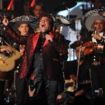 Juan Gabriel, entre el «amor eterno» a Rocío Dúrcal e Isabel Pantoja