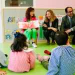 La consejera Alicia García visita la escuela soriana «El Olmo» junto al delegado de la Junta, Manuel López, y la candidata del PP, Yolanda de Gregorio