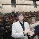 El presidente de la Generalitat, Carles Puigdemont, durante la quinta asamblea general ordinaria de la entidad soberanista