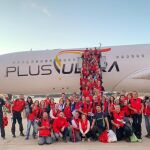 Un avión de Plus Ultra Líneas Aéreas despega a Mozambique con ayuda humanitaria
