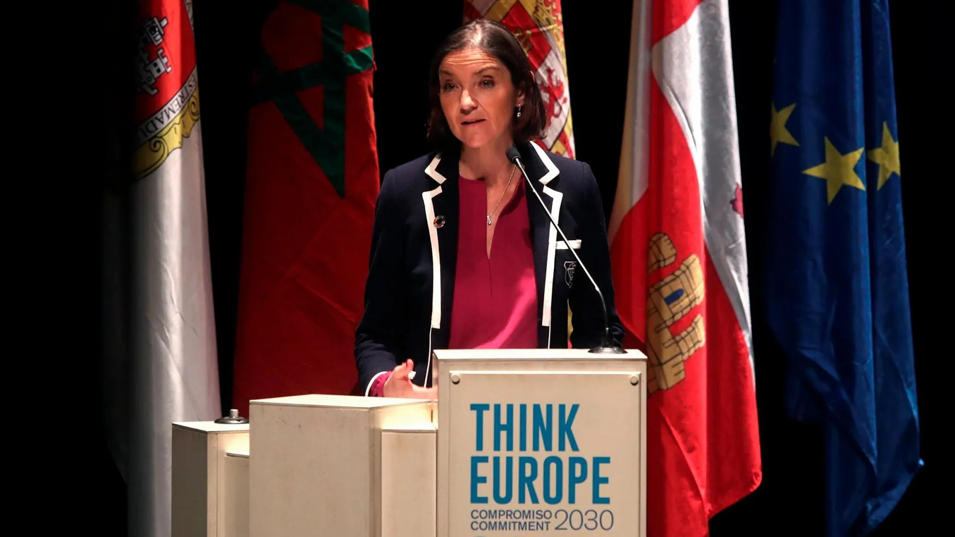 Reyes Maroto ministra de Industria