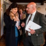 Jesús Julio Carnero y Ana Redondo antes de la presentación de la campaña de promoción de la Semana Santa 2019