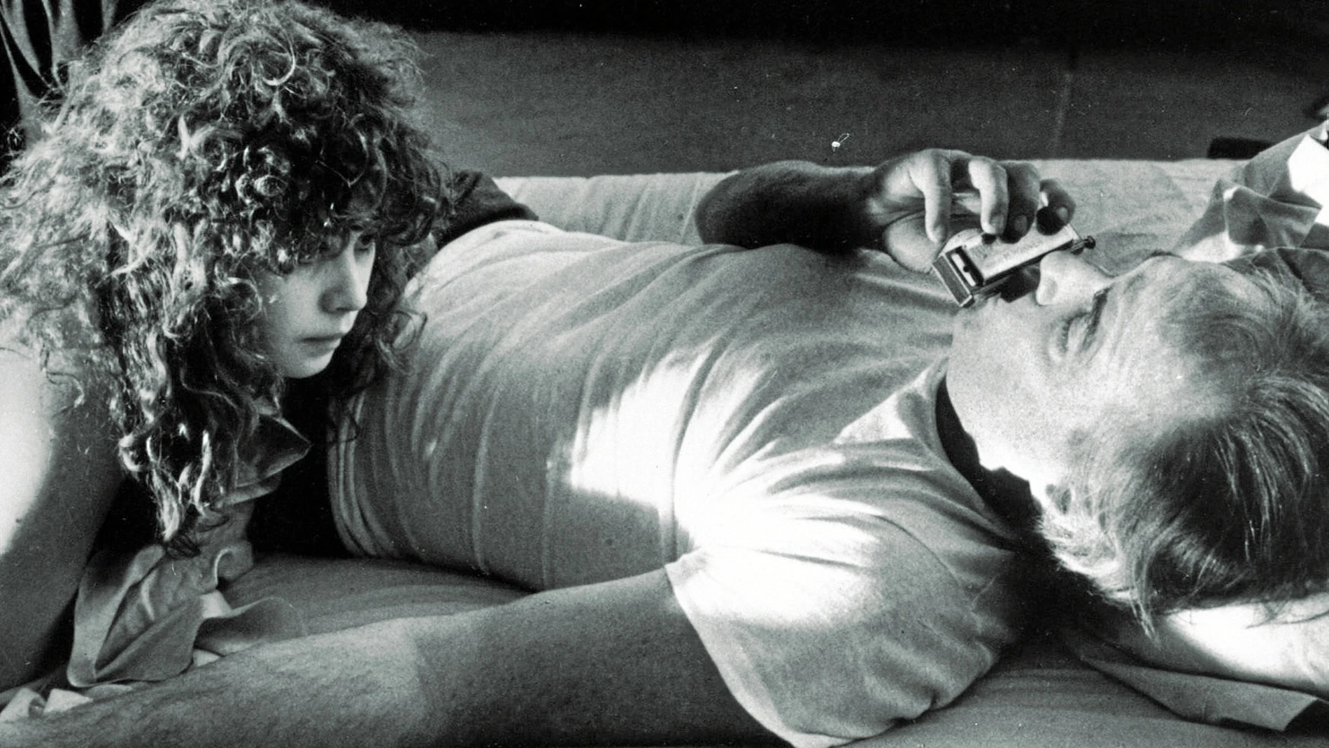 Por primera vez, los italianos pudieron ver en sus casa la famosa y censurada escena de la mantequilla de «El último tango en París», de Bertolucci