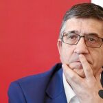 Patxi López: «Hago un llamamiento para que al votar no piensen en los candidatos sino en el PSOE»