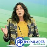 La secretaria general del PP andaluz, Loles López, en una comparecencia en la sede regional de la formación.