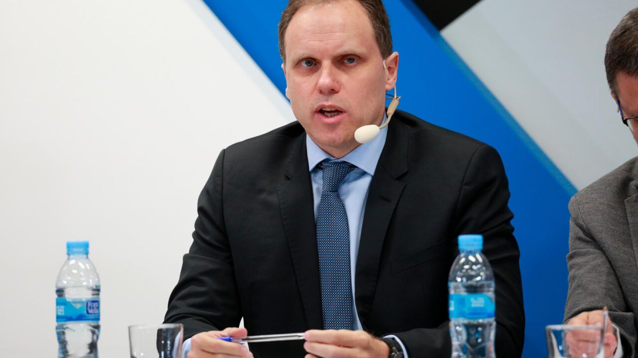 Daniel Lacalle, economista: "Tu dinero no pierde valor por casualidad, el Estado lo hace cada vez menos valioso"