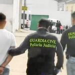 Uno de los arrestados durante la operación antidroga en la que se detuvo a todos los integrantes del clan