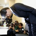 Kensuke Miyazaki pide disculpas por su «comportamiento inadecuado»