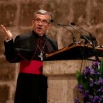Monseñor Argüello, nuevo secretario general de la Conferencia Episcopal Española, durante su pregón de la Semana Santa de Valladolid