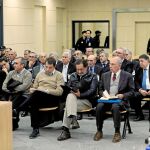 Los acusados por la salida a bolsa de Bankia, con su expresidente Rodrigo Rato -a la derecha- entre ellos, durante la sesión de ayer en la Audiencia Nacional