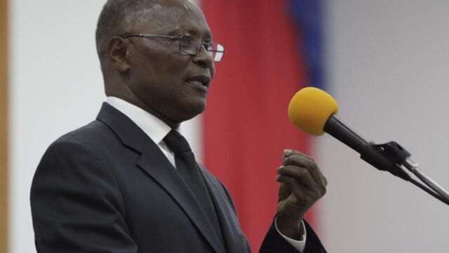 El presidente del Senado haitiano, Jocelerme Privert