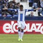 El centrocampista venezolano del CD Leganés Daniel Machís celebra su gol marcado ante el Granada CF.