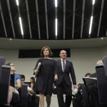Soraya Sáenz de Santamaría y Luis de Guindos, ayer en Moncloa