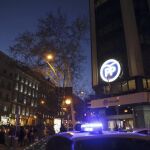 Fachada de la sede del Partido Popular en la calle Génova ayer por tarde
