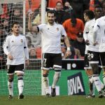 El delantero del Valencia Álvaro Negredo celebra el tercer gol que ha marcado