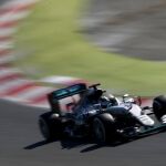 El piloto alemán Nico Rosberg, del equipo Mercedes, durante los entrenamientos oficiales de Fórmula Uno