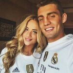 Blancos y radiantes