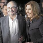 Susana Díaz y Javier Lambán, anoche en Umbrete (Sevilla)