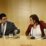 Carlos Sánchez Mato y Celia Mayer