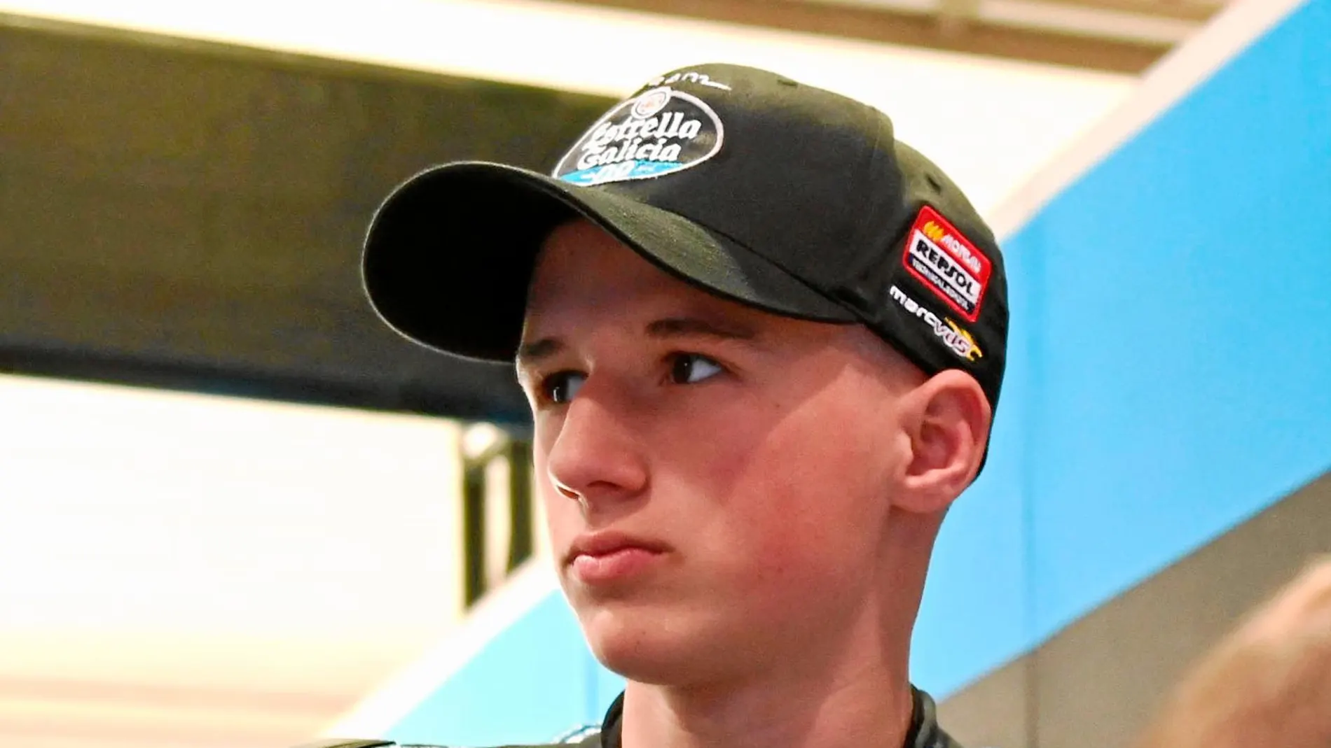 Sergio García, en el box de su equipo, el Estrella Galicia 0,0