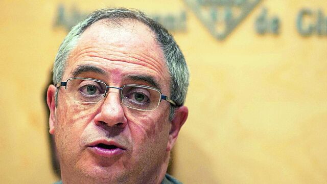 Albert Ballesta (CDC) dimitió ayer como alcalde de Girona tras 46 días en el cargo. Su sustituta será Marta Madrenas (CDC).