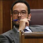 Antonio Hernando, en el Congreso de los Diputados donde hoy se celebra el debate de los Presupuestos Generales del Estado de 2017.
