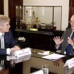 Alfonso Dastis en su primera parte del viaje, reunidocon el presidente de Perú, Pedro Pablo Kuczynski