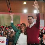 Susana Díaz y Pedro Sánchez, en un acto electoral del PSOE