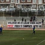 Pancarta contra la llegada de Zozulya al Rayo