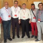 Rafael González Tovar y José Vélez, en el centro, junto con otros miembros de la delegación murciana, en el 39 Congreso del PSOE