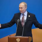 El presidente ruso, Vladimir Putin, ofrece una rueda de prensa tras el foro económico y comercial sobre la Nueva ruta de la Seda en Pekín (China).