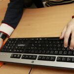 Trabajar desde casa permitirá a los «teletrabajadores» conciliar la vida laboral con la familiar