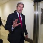 El Secretario de Estado, John Kerry, a la salida del Capitolio