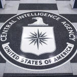 La CIA está desarrollando una IA para investigar la información de fuentes abiertas.
