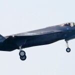 El avión, de la variante F-35A, desapareció poco después de despegar de la base aérea de Misawa