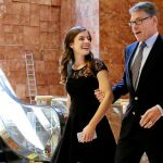 El ex gobernador de Texas, Rick Perry, acude a su reunión con el presidente electo Donald Trump, ayer, en la Torre Trump en Manhattan