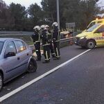 El accidente se produjo en el kilómetro 52 de la A-4. Los servicios de Emergencias atendieron a otras dos personas que resultaron heridas graves