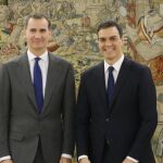 Imagen de archivo de la última vez que el rey Felipe VI recibió al secretario general del PSOE, Pedro Sánchez