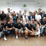 David Casinos junto a amigos y familiares que le han arropado en la rueda de prensa